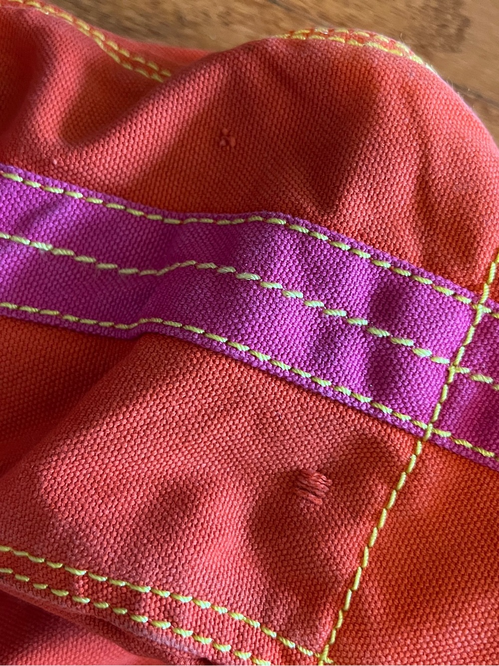 Marc Jacobs Bright Orange Shoulder Bag with Pink Flower Accent - Picture 5 of 7